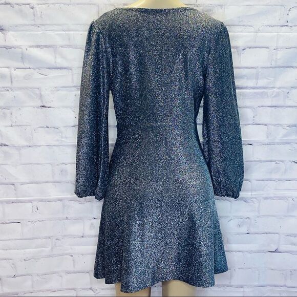 Bardot Marlena Silver Metallic Shimmer Long Balloon Sleeve Short Dress size 6 - Picture 5 of 12